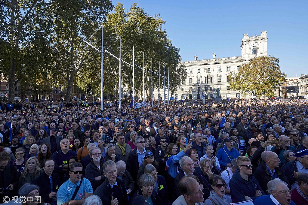 英国伦敦70万人大游行 呼吁对脱欧进行第二次公投