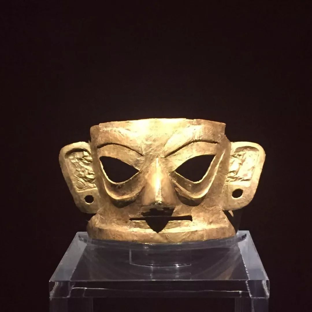 ▲金沙遗址出土的面具 