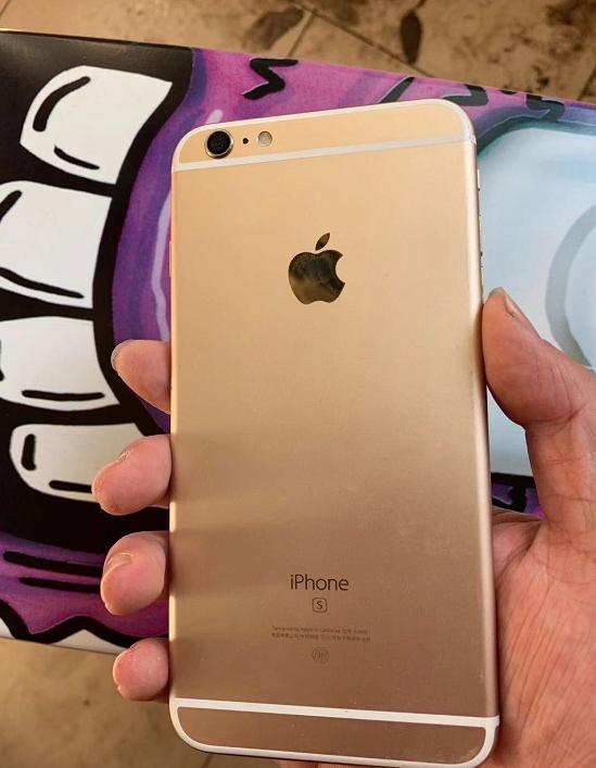iPhone6sPlus只要1000块?屏幕发暗,摄像头模模拟火车安卓版汉化图片