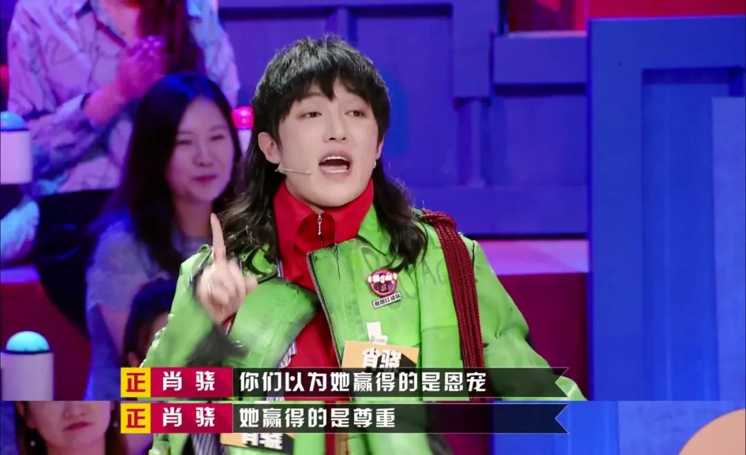 ⊙ 一秒 get 新国潮,最不挑人的卫衣让你从大脑就开始性感!