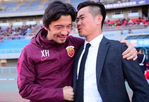 前国足球员谢晖现状:娶中国名模后离婚,如今再