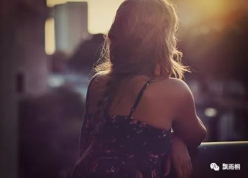 回避型依恋人格如何谈好一场恋爱?