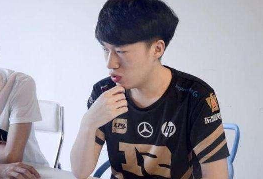 UZI贴上拆队狂魔标签,让4个战队深陷低谷,罪