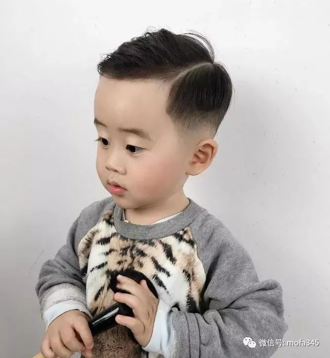 最新超酷男童小帅哥发型，让宝宝更帅气!