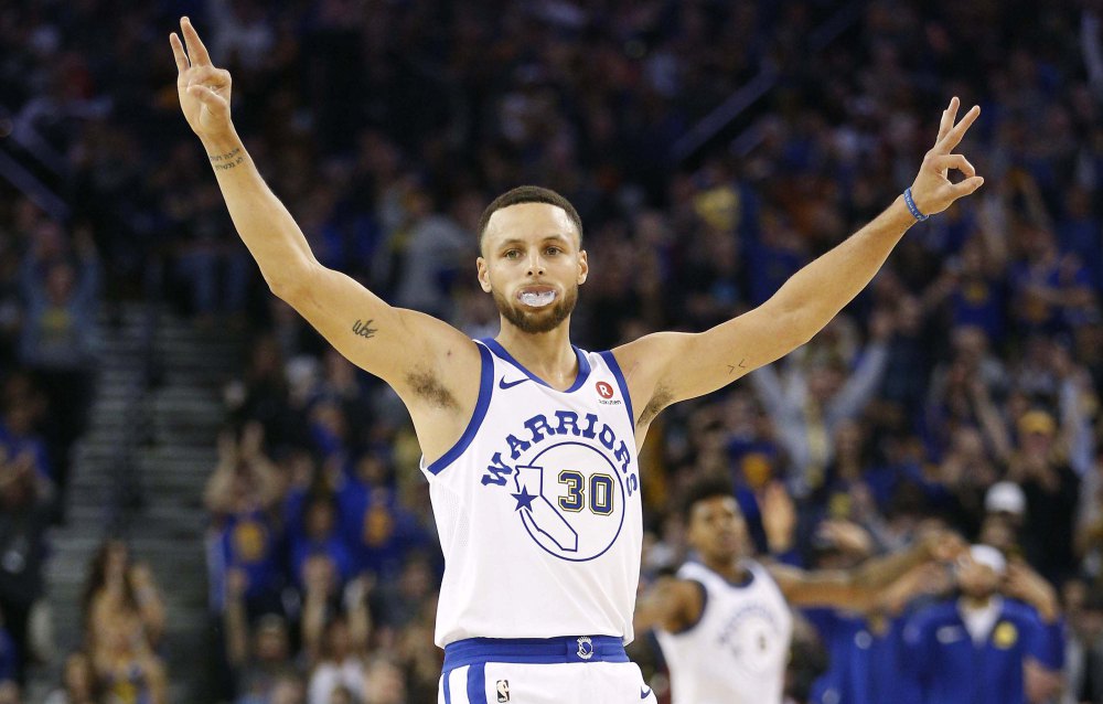 打破联盟历史单月纪录