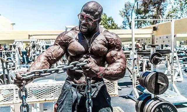 11年的牢狱他用塑料袋、矿泉水瓶练成“最强壮的囚犯”!