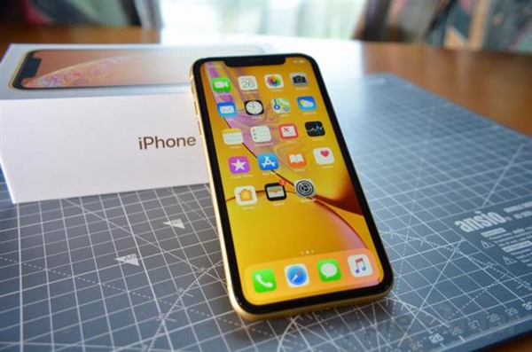 iphonexr首个周末销量预计800万部低于预期