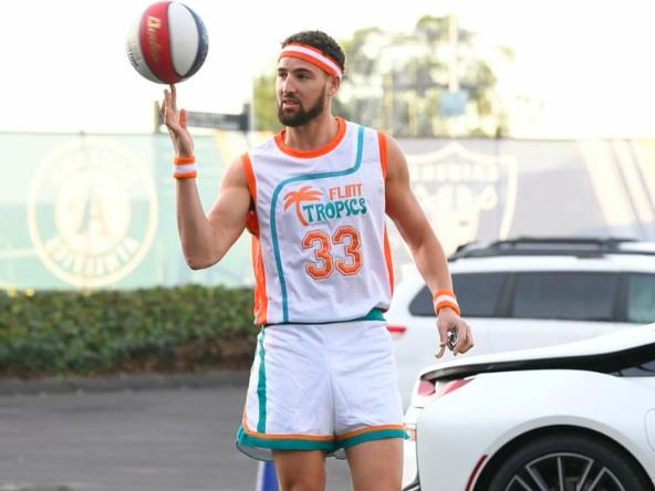 科尔：克莱的进攻会发生在瞬间，这是美妙的篮球