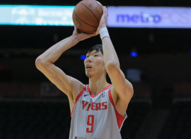 周琦将被火箭下放到发展联盟寻找状态