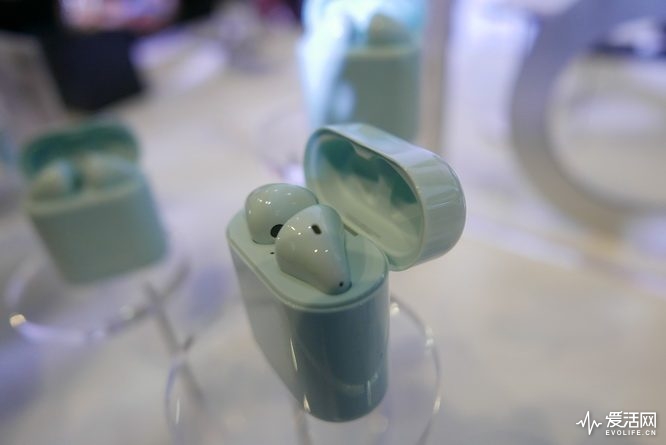 售价接近Mate20!荣耀Magic 2带着滑盖全面屏