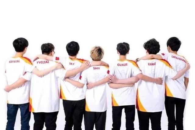 炉石夺冠,ow世界杯亚军!中国的电竞元年来了?