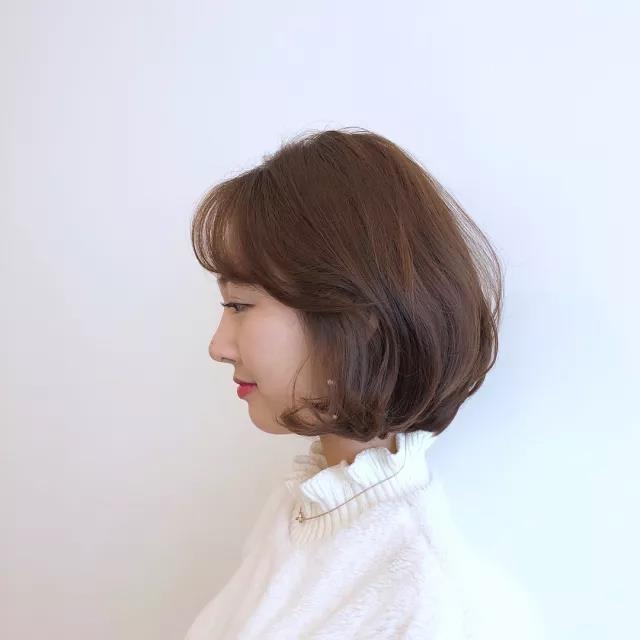今年短发流行烫内扣卷,知性、大方、御姐范!