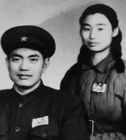 王近山落难时,这位少将打抱不平,说:大不了回家放牛
