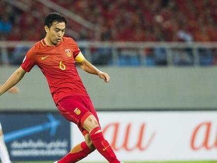 中超最好的本土中卫浮出水面 如今已成国足和