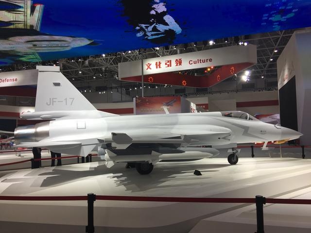 非洲强国缘何大手笔订购枭龙战斗机 单价六千