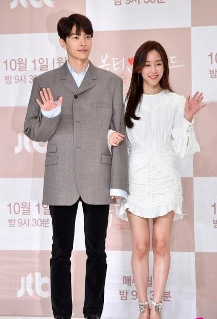 第四名jtbc《内在美》徐玄振,李民基,获得12票