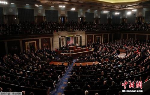 2018年1月30日晚,美国总统特朗普在美国国会大厦发表国情咨文。 2018年1月30日晚,美国总统特朗普在美国国会大厦发表国情咨文。