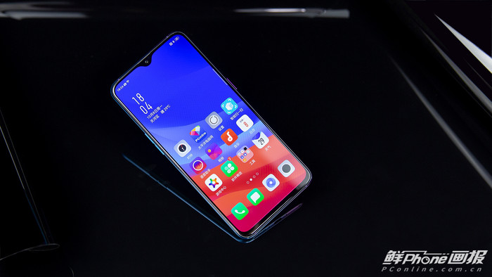 内置皮卡丘？OPPO SuperVOOC让你体验极速充电