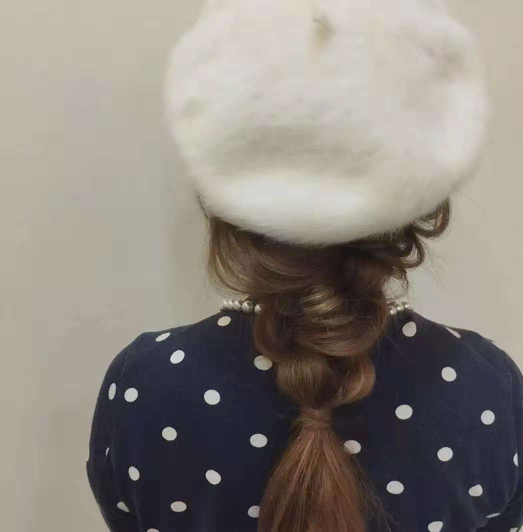 冬季帽子发型搭配
