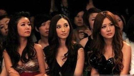 黄毅清吐槽完吴佩慈，又扯林心如下场？称其曾倒贴纪晓波！