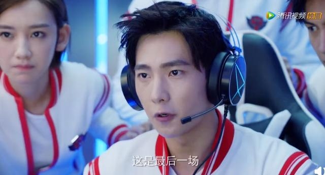 《全职高手》出预告，杨洋疯狂敲键盘被嘲，真正大神是这样操作的