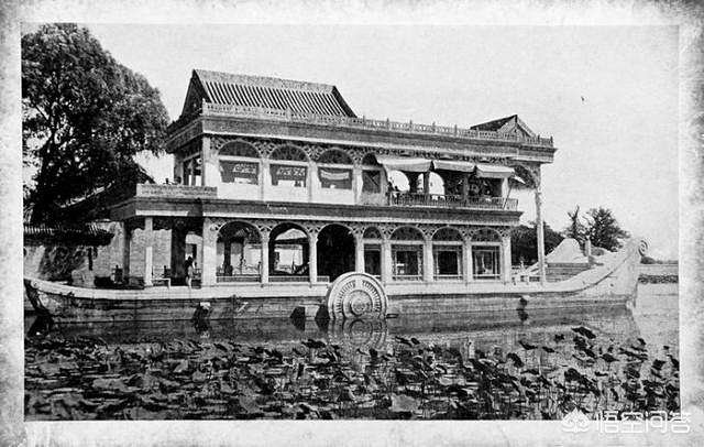 北京颐和园昆明湖上的石船是哪个皇帝造的?