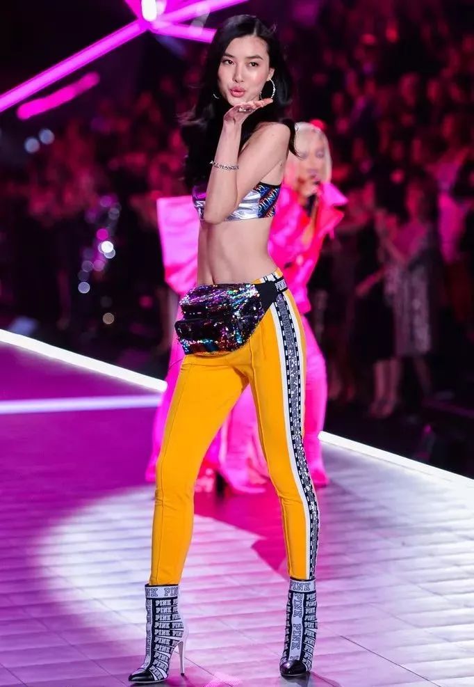 2018维密大秀最美的是谁?请看图集…