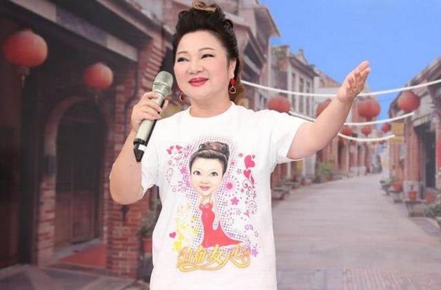 台湾女星白冰冰因大量流鼻血紧急就医，血水从眼睛涌出来吓坏她！