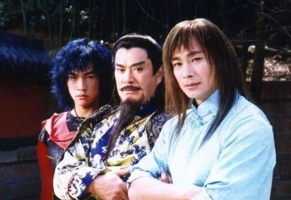 分手又复合！相差54岁大搞爷孙恋？竟然还生出孩子