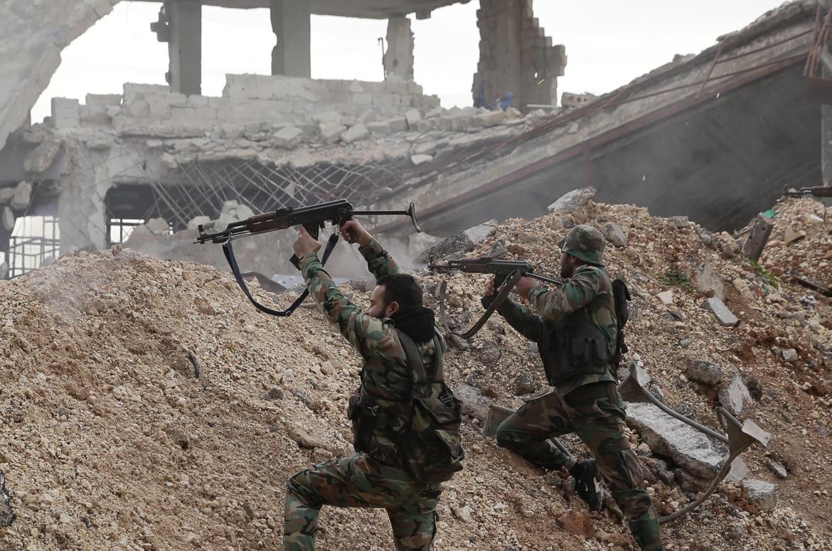 叙利亚内战：叙反抗军枪不离手 紧张局势一触即发_国际新闻_环球网