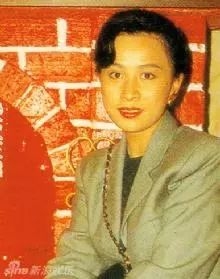 拒绝拍戏被拍不雅照！骂得谢娜不敢还嘴，不愧是娱乐圈一姐