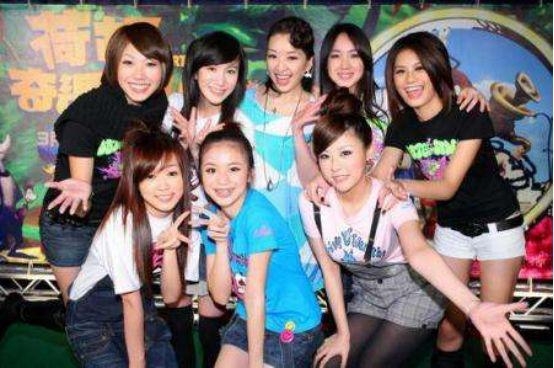 女星泪诉妈妈重男轻女，买房养着全家，仍说女儿不如儿子好！