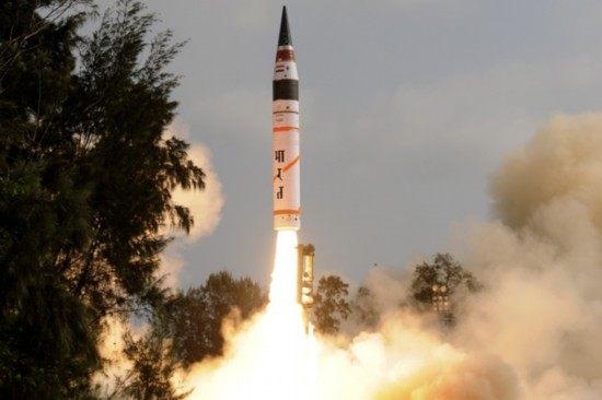 印度又试射短程的烈火-1，8000km的烈火-5，印度为什么不用？