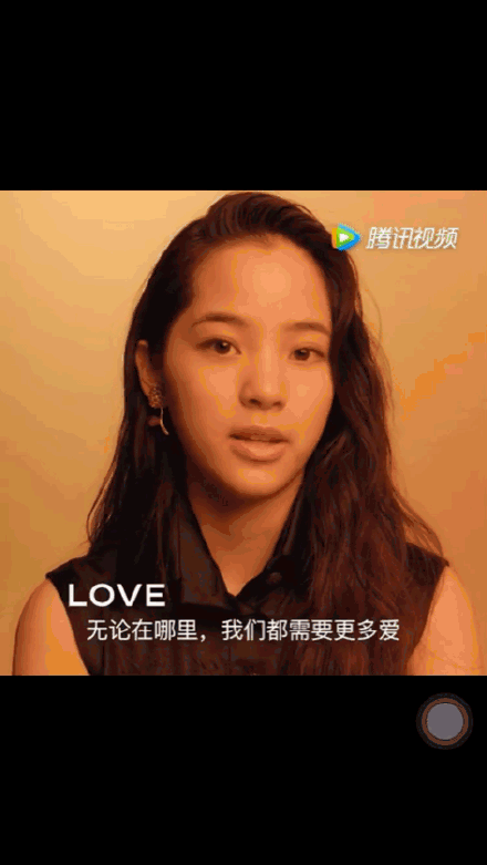 欧阳娜娜香奈儿大片被化成了谈莉娜，网友表示认不出