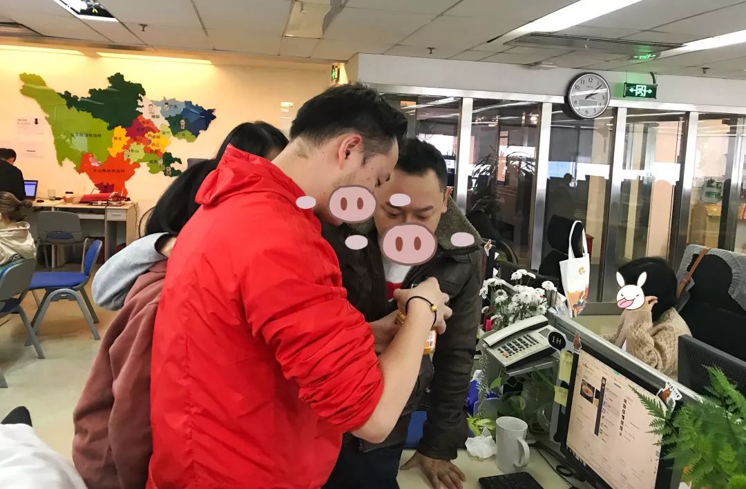 想吃秃黄油又下不了决心买的人举手！