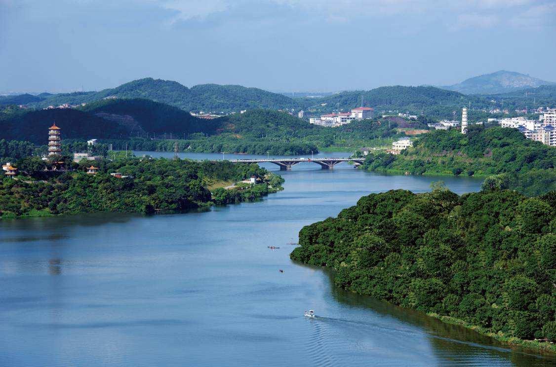 雁塔长虹增城雁塔,位于广州市增城区荔城镇南面二公里处豸(zhì)山上