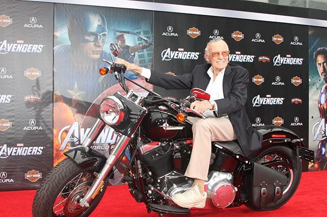 被疾病权谋架空的斯坦·李，只是去了那个自由的漫威宇宙