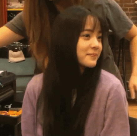 欧阳娜娜香奈儿大片被化成了谈莉娜，网友表示认不出