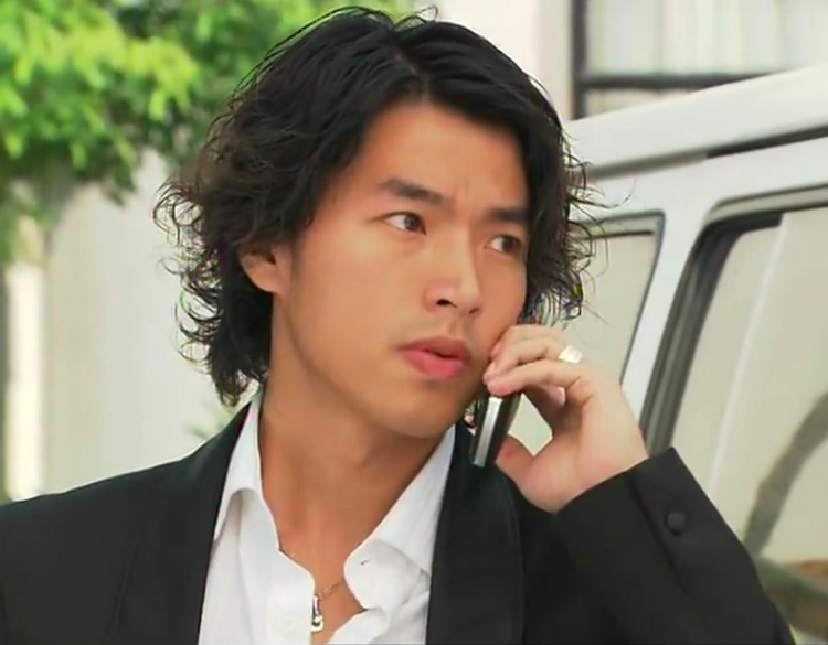 泪目！前女友因车祸去世，李威连续11年发文悼念