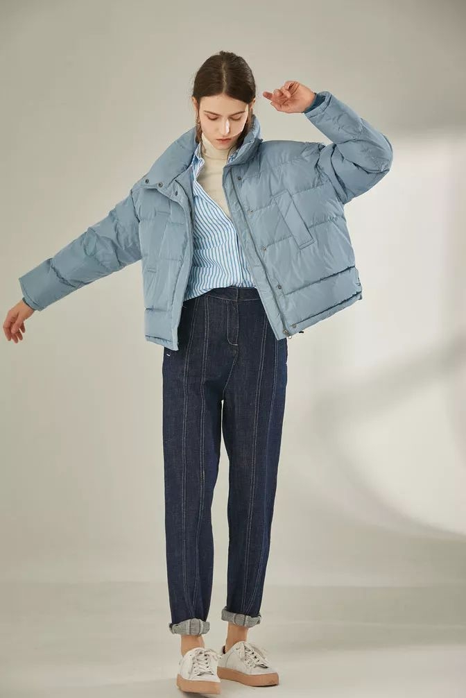 每日一搭 | 短款羽绒服+连帽卫衣+阔腿裤