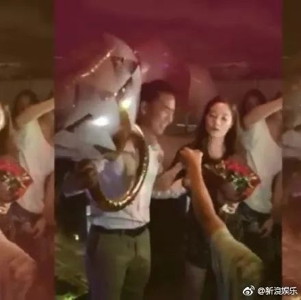 突然宣布结婚，还下跪，被前任伤透了，再也不找圈内人