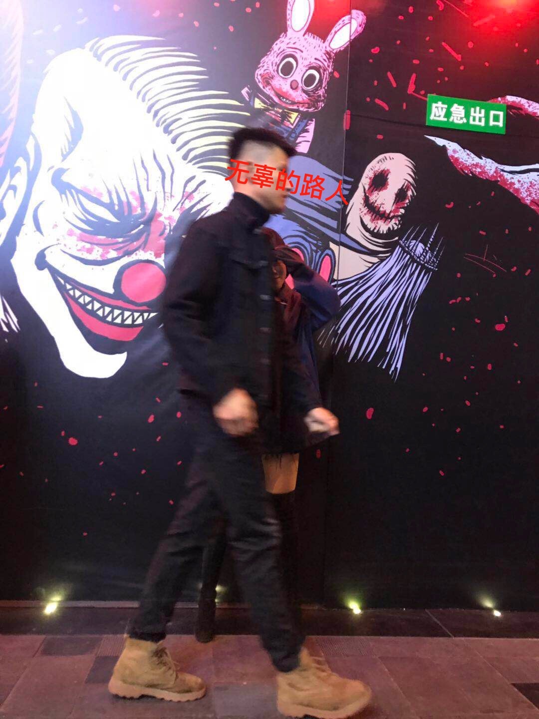 菜市男孩的第一个夜晚，夜店女孩的第一个清晨