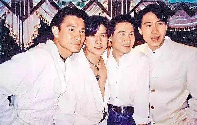 扯白||动不动说80年代又美又时髦，到底时髦在哪里？