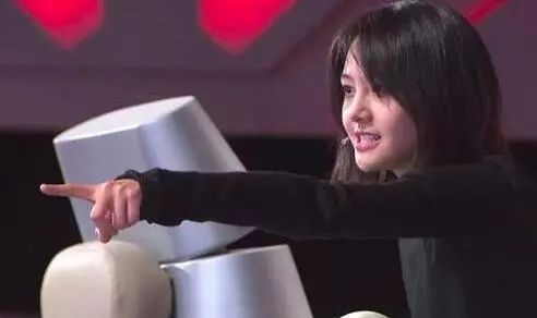 郑爽沉迷恋爱，放弃工作，粉丝累了都脱粉