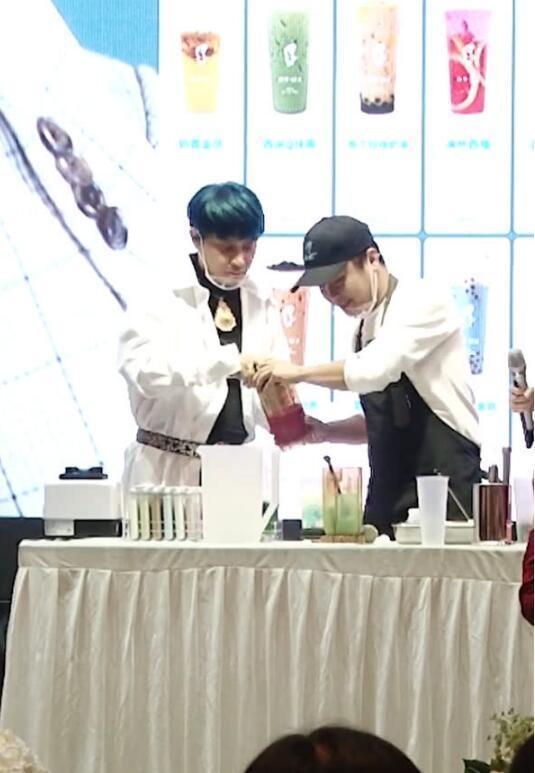 太尴尬!陈志朋站台卖奶茶,一杯5000没人买