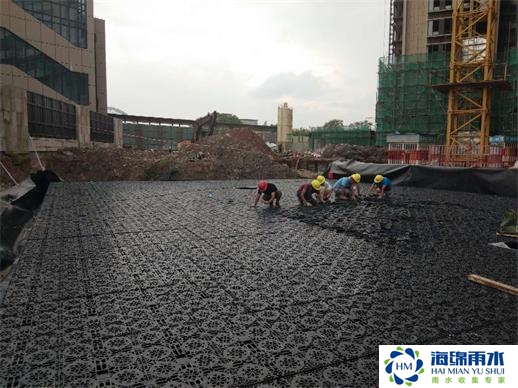 厂区雨水收集池