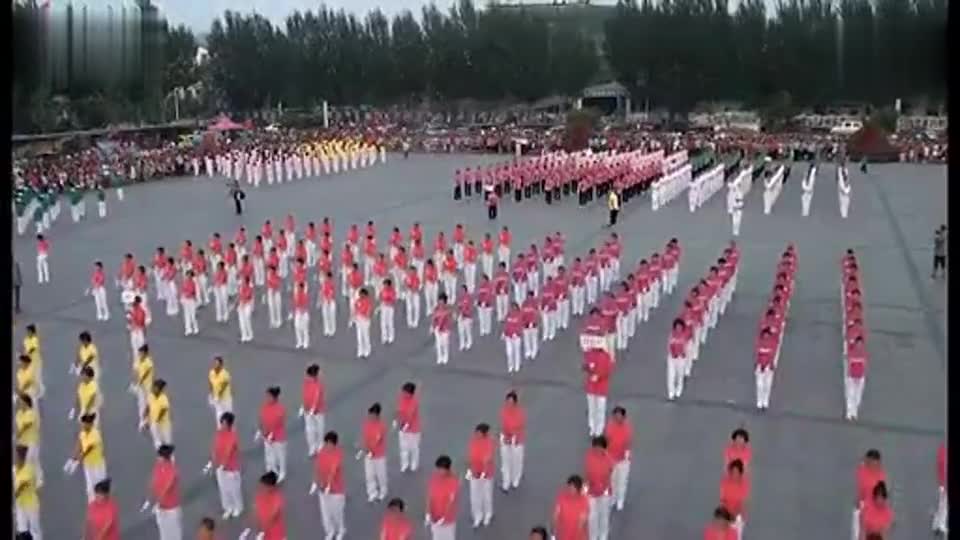 j佳木斯舞步健身操