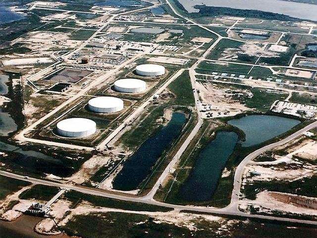 筹钱!美国今冬要卖730万桶战略储备油