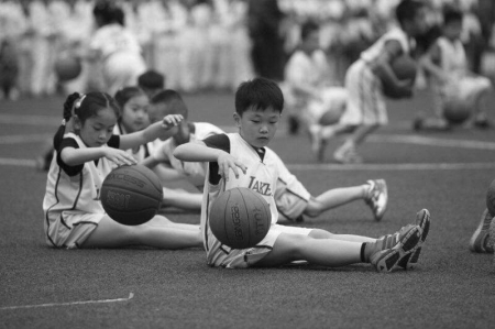 直接体育人口_2019体育营销场景指南 风掣论坛成都站干货全图文(2)