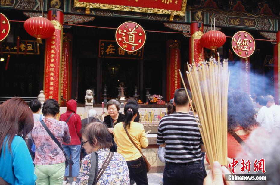 黄大仙祠:香港祈福圣地